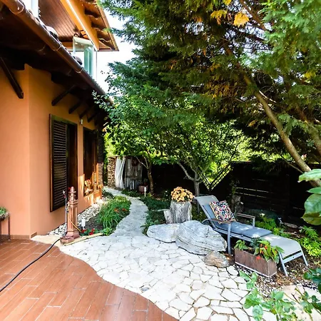 Irina Apartamento